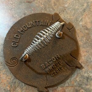 Old Mountain Bacon Press